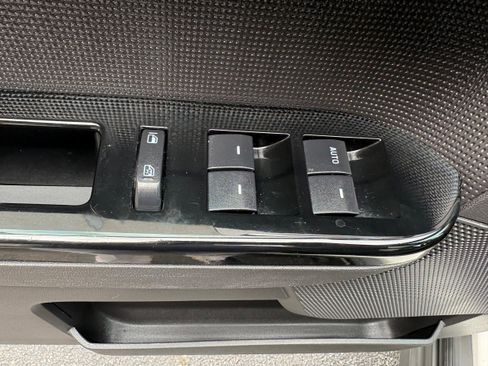 Used 2012 Ford Escape Limited image 28