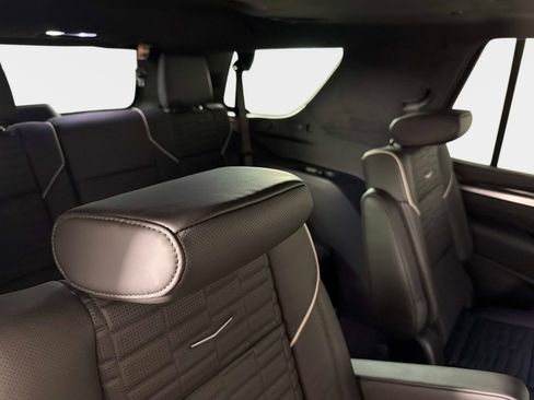 Used 2026 Cadillac Escalade Platinum Sport w/ LPO, ONYX Package image 28