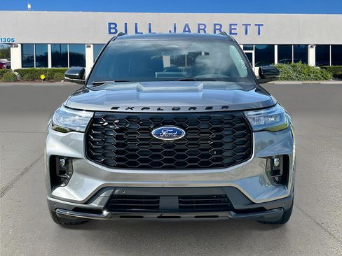 New 2026 Ford Explorer ST-Line w/ ST-Line Street Pack RWD image 2