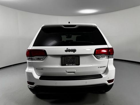 Used 2021 Jeep Grand Cherokee Laredo X AWD/4WD image 6