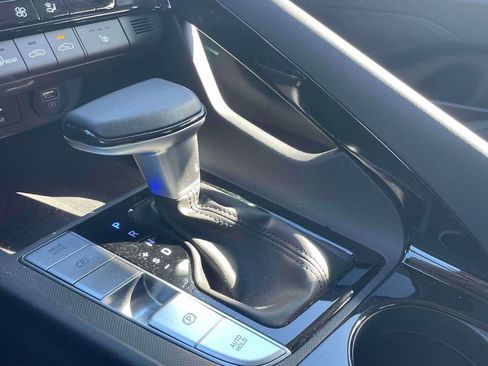 Used 2023 Hyundai Elantra SEL w/ Convenience Package image 27