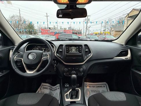 Used 2014 Jeep Cherokee Latitude AWD/4WD image 43