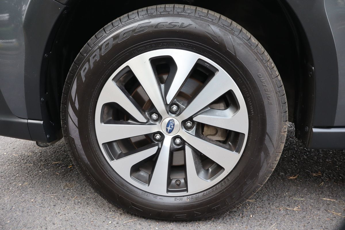 Used 2023 Subaru Outback Premium AWD/4WD image 41