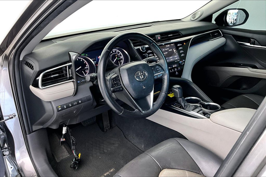 Used 2018 Toyota Camry XLE w/ Driver Assist Package FWD image 15