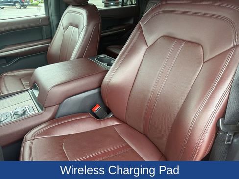Certified 2024 Ford Expedition Limited image 12