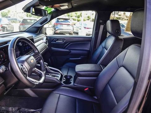 Used 2024 Chevrolet Colorado LT w/ LT Convenience Package III image 21