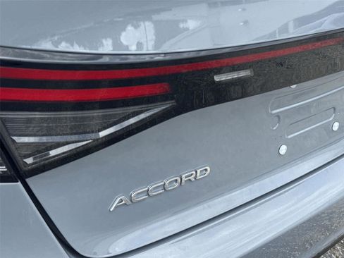 Used 2025 Honda Accord EX-L image 10