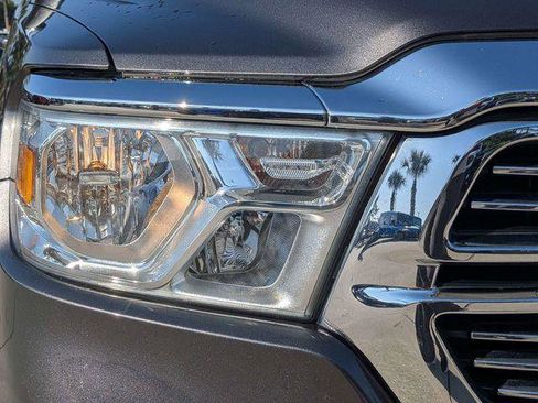 Certified 2024 RAM 1500 Laramie AWD/4WD image 9