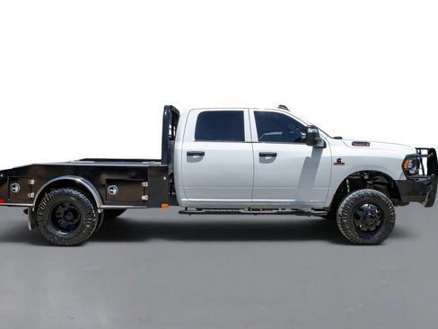 Used 2024 RAM 3500 Tradesman AWD/4WD image 5