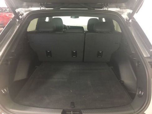 Used 2024 Chevrolet Equinox EV RS FWD image 15