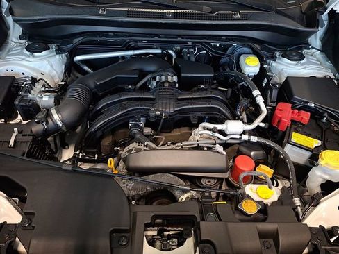 Certified 2025 Subaru Forester Premium AWD/4WD image 27