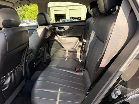 Used 2017 INFINITI QX70 AWD image 21