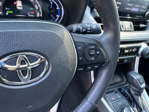 Used 2021 Toyota RAV4 Limited AWD/4WD image 20