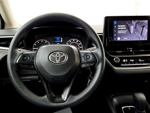 Used 2023 Toyota Corolla LE image 27