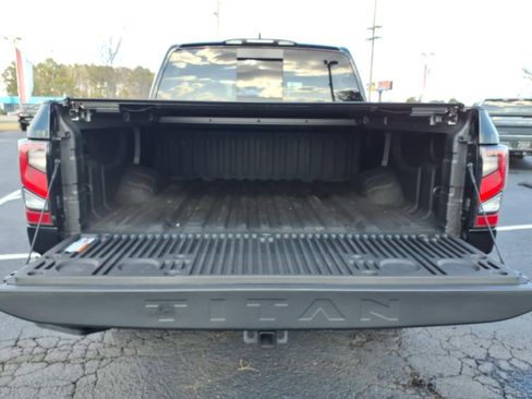 Used 2024 Nissan Titan PRO-4X w/ Pro-4x Convenience Package image 24