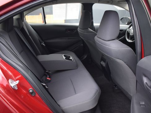 Used 2024 Toyota Corolla LE image 11