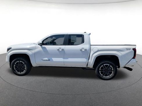 Used 2026 Toyota Tacoma TRD Sport RWD image 2