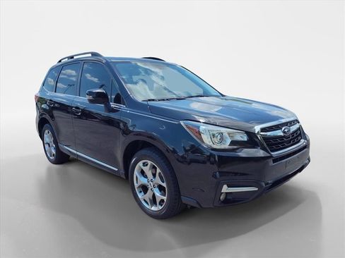 Used 2018 Subaru Forester 2.5i Touring AWD/4WD image 7