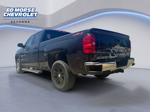 Used 2018 Chevrolet Silverado 1500 LT w/ All Star Edition AWD/4WD image 3