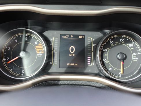 Used 2017 Jeep Cherokee Sport w/ Cold Weather Group image 50