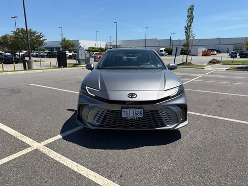 Used 2025 Toyota Camry XSE w/ Premium Plus Package AWD/4WD image 6
