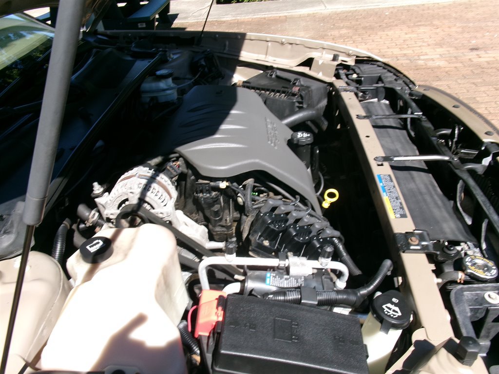 Used 2005 Buick Le Sabre Custom w/ Leather and Comfort Group FWD image 45
