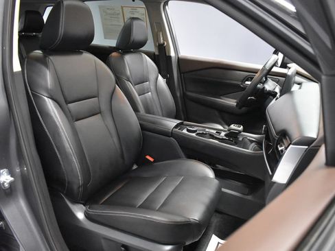 Certified 2023 Nissan Rogue SL w/ SL Premium Package AWD/4WD image 14