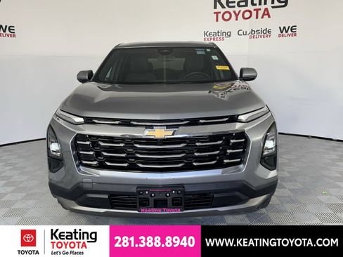 Used 2026 Chevrolet Equinox LT AWD/4WD image 9