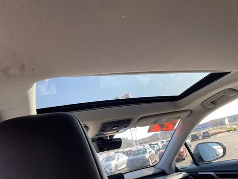 Used 2022 Lexus RX 350 AWD w/ Premium Package image 17