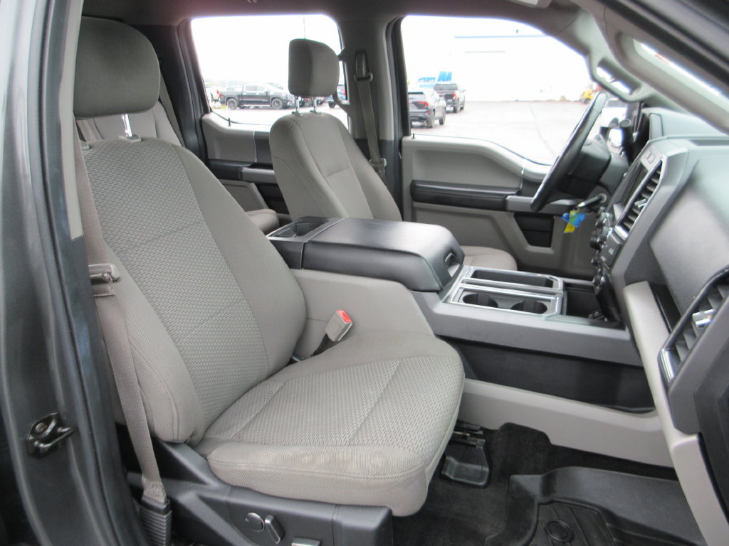 Used 2018 Ford F150 XLT w/ Equipment Group 302A Luxury AWD/4WD image 25