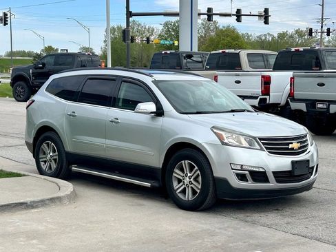 Used 2016 Chevrolet Traverse LT AWD/4WD image 7