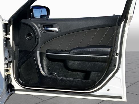 Used 2022 Dodge Charger SXT RWD image 23