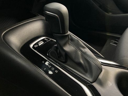 Used 2025 Toyota Corolla SE image 26