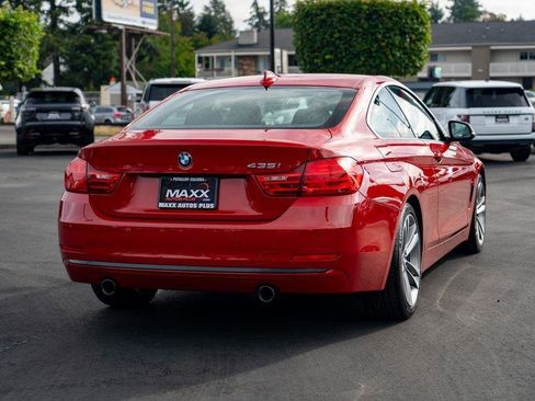 Used 2016 BMW 435i Coupe w/ Technology Package image 9