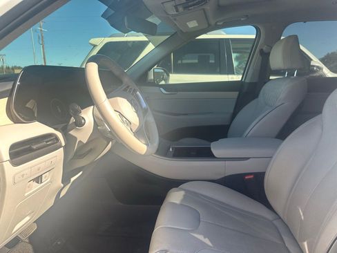 Used 2023 Hyundai Palisade Limited AWD/4WD image 12