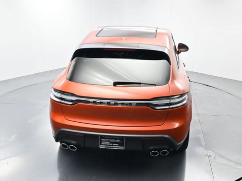 Certified 2025 Porsche Macan image 37