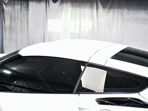 Used 2015 Chevrolet Corvette Z06 w/ 3LZ Preferred Equipment Group image 82