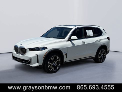 Used 2026 BMW X5 xDrive40i AWD/4WD image 6