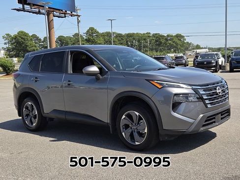 Used 2026 Nissan Rogue SV FWD image 5