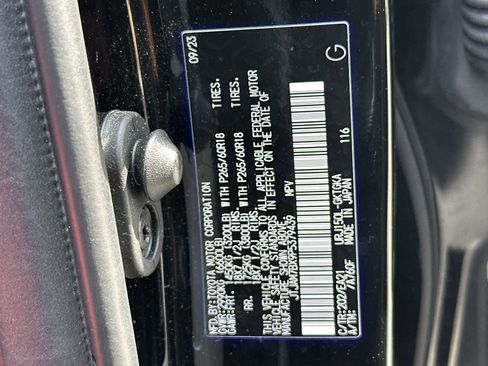 Used 2023 Lexus GX 460 Premium w/ Premium Plus Package AWD/4WD image 25
