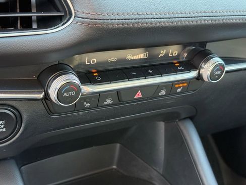 Used 2023 MAZDA MAZDA3 s image 23