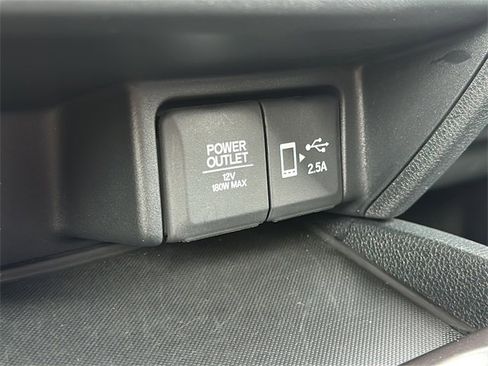 Certified 2022 Honda Pilot Sport image 31