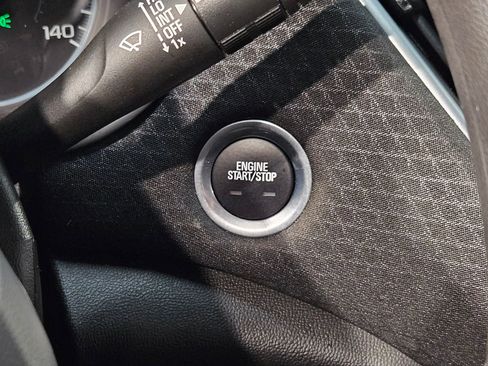 Used 2023 Chevrolet Malibu LT image 32