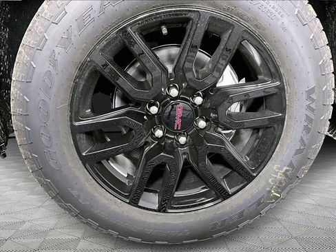 New 2026 GMC Sierra 1500 Elevation w/ Preferred Package image 13