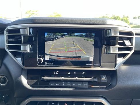 Used 2024 Toyota Tundra SR5 w/ SR5 Convenience Package AWD/4WD image 18