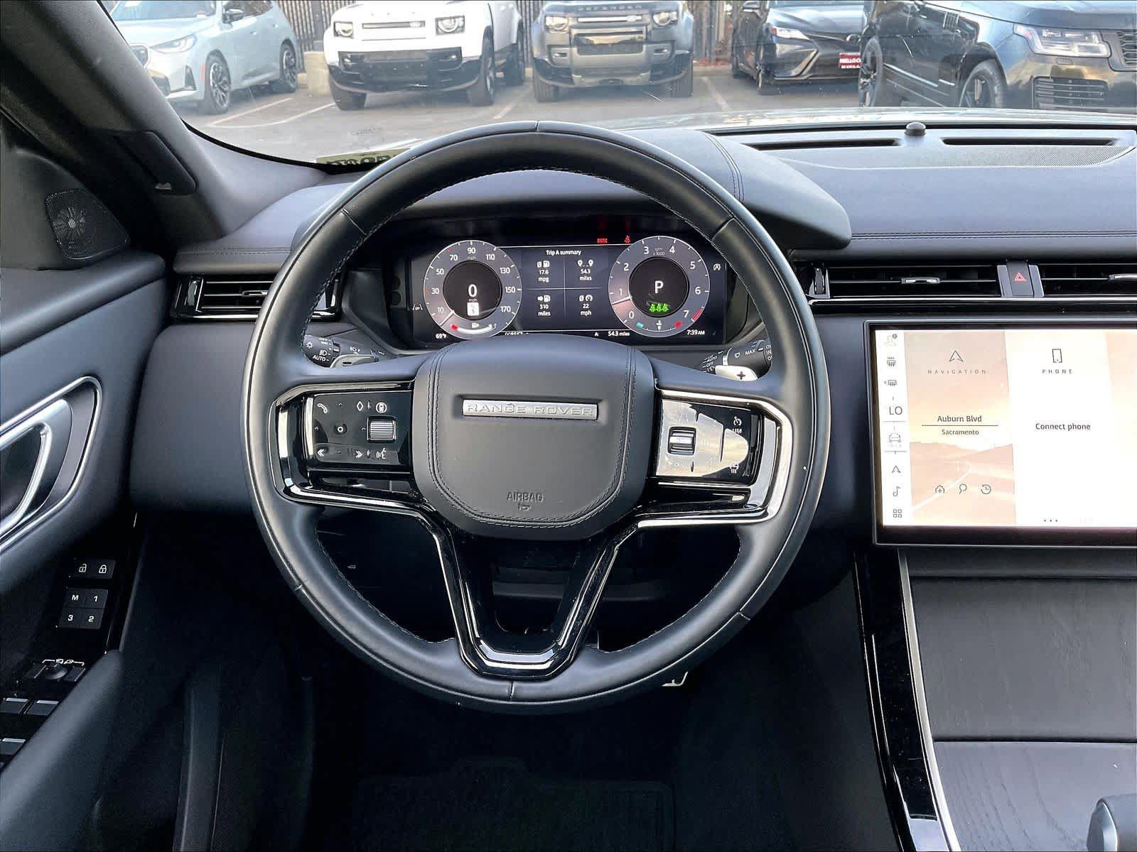 Used 2026 Land Rover Range Rover Velar Dynamic SE AWD/4WD image 8