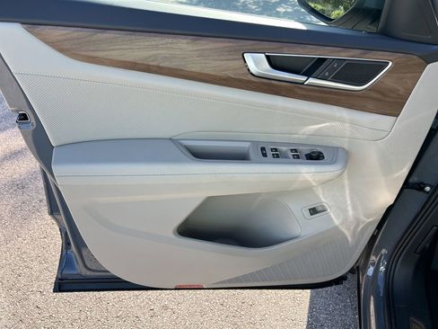 New 2026 Volkswagen Atlas SE image 17