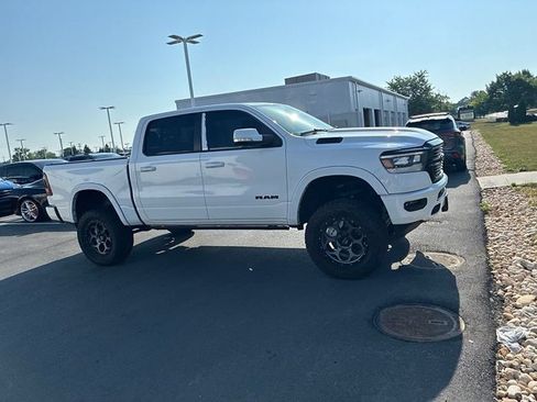 Used 2020 RAM 1500 Big Horn AWD/4WD image 3