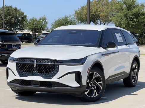 New 2025 Lincoln Nautilus Premier w/ Jet Appearance Package image 2