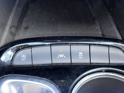 Used 2024 Buick Encore GX Sport Touring FWD image 10